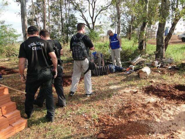 Funcionário que matou o colega se entrega à polícia