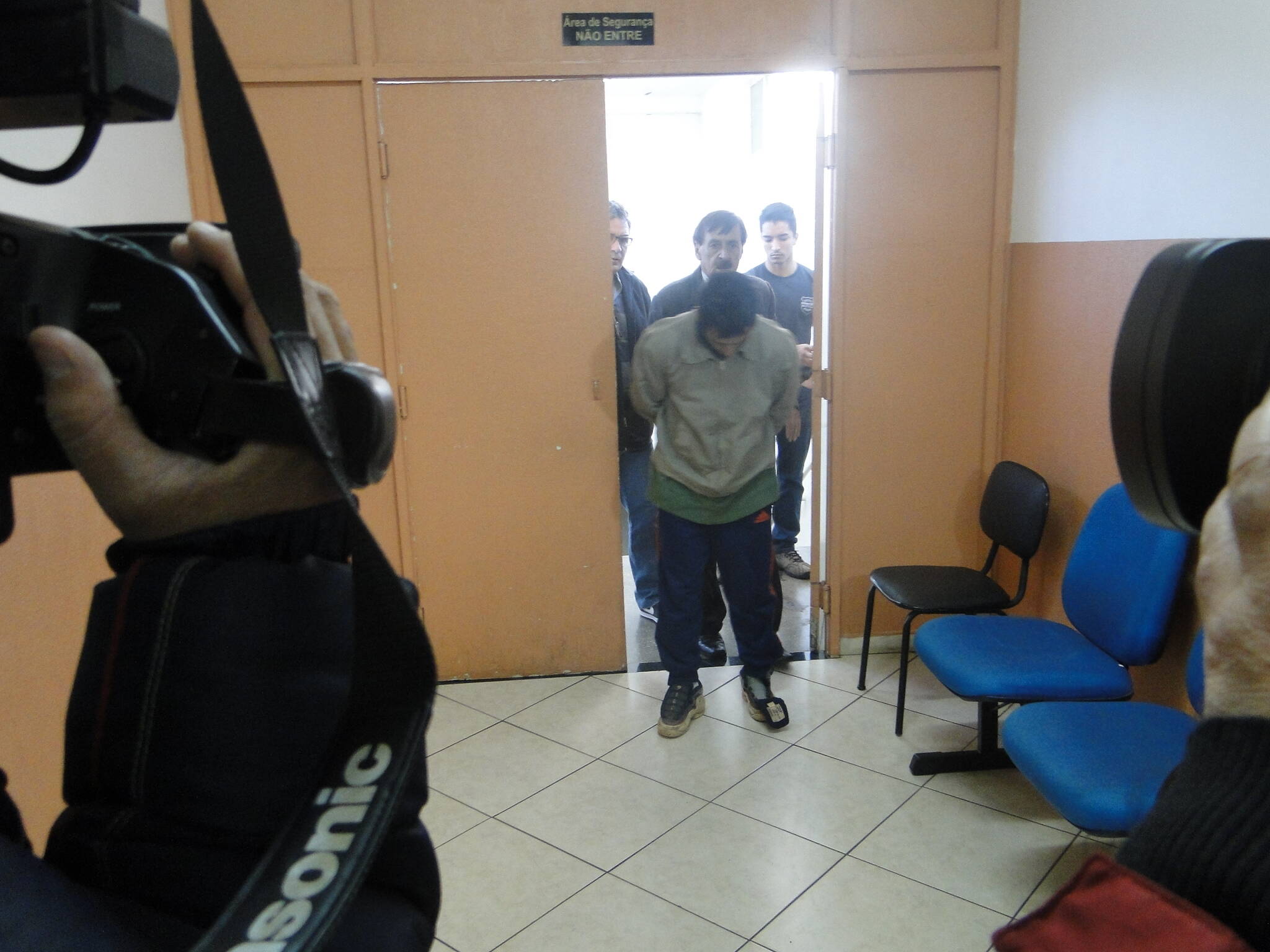 Acusado de matar e esquartejar adolescente é capturado na fronteira