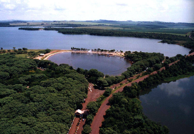 Mutirão de limpeza acontece na Prainha de São Miguel do Iguaçu