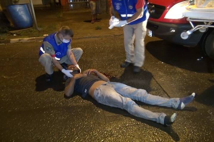 Motociclista fica gravemente ferido após acidente de trânsito