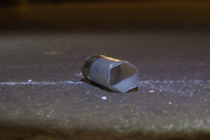 Homem é morto com doze tiros de escopeta calibre .12 em STI