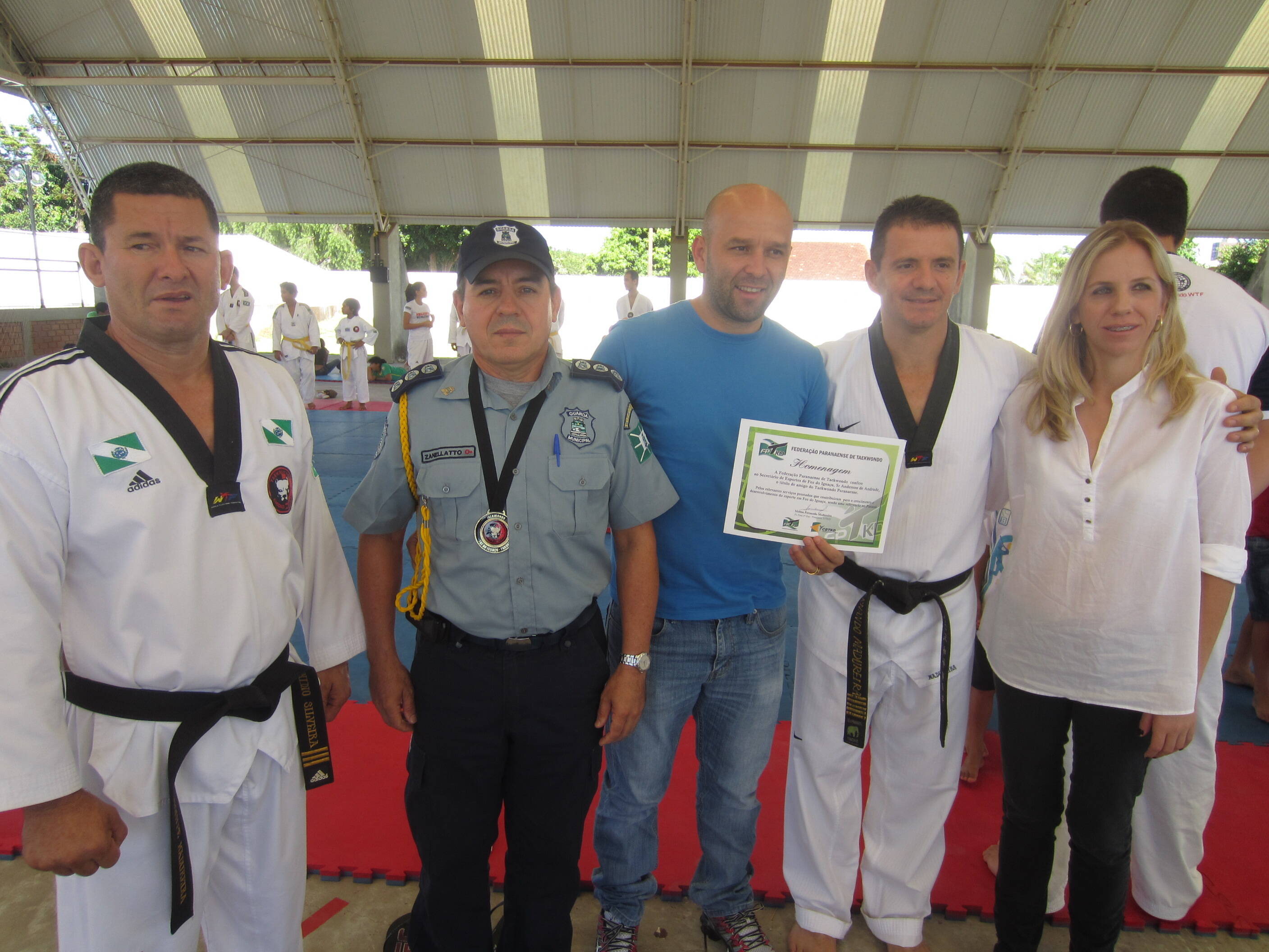 Mestre da seleção brasileiro de taekwondo participa de aula especial em Foz