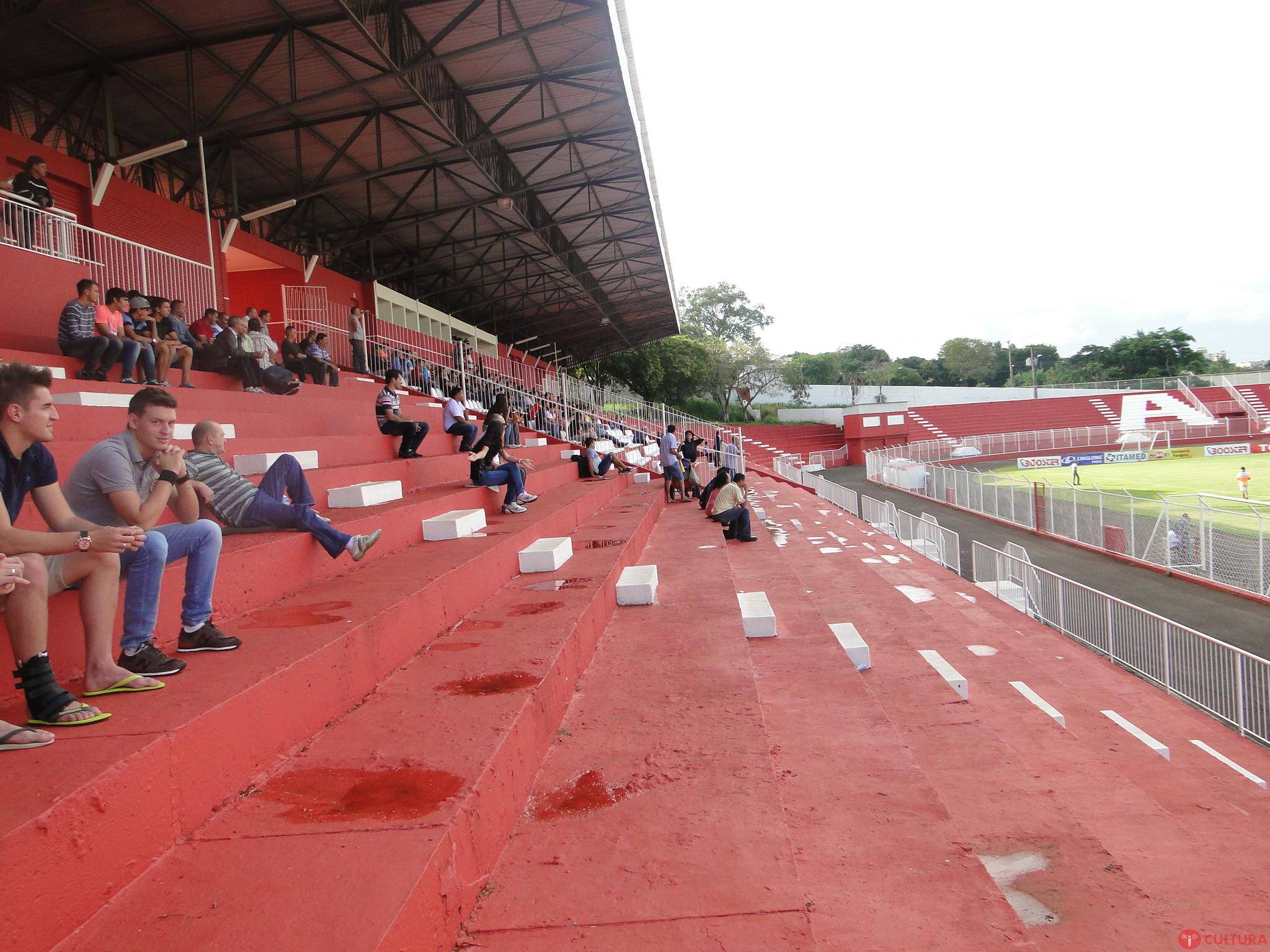 Foz Futebol perde de virada no Paranaense sub-18