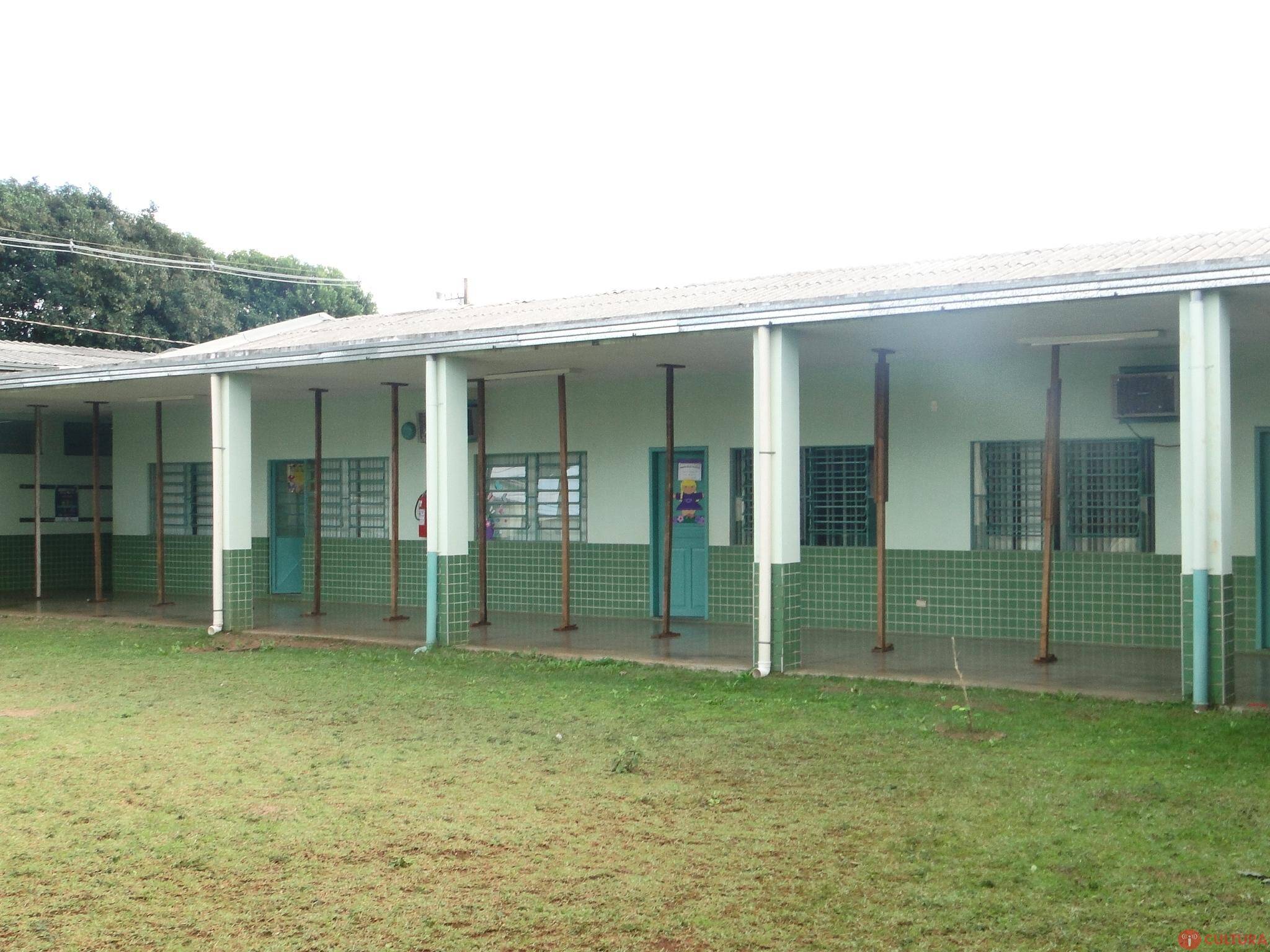 Escolas Jd. Naipi e Duque de Caxias têm estruturas ameaçadas