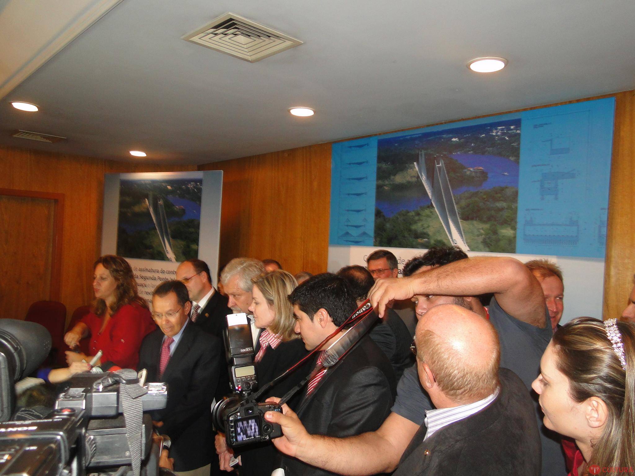 Assinatura firma a construção da segunda ponte Brasil/Paraguai