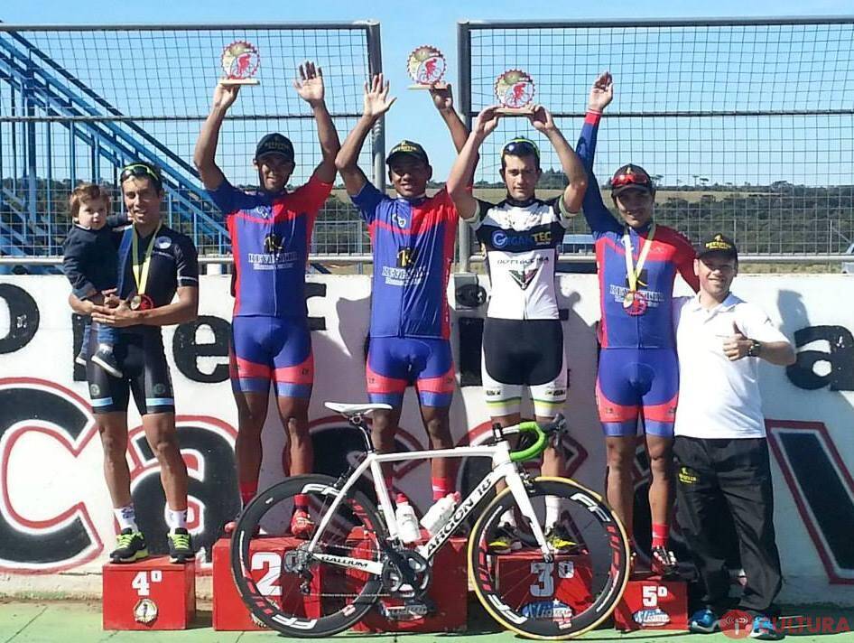 Iguaçuenses garantem primeiras colocações na Copa Oeste de ciclismo