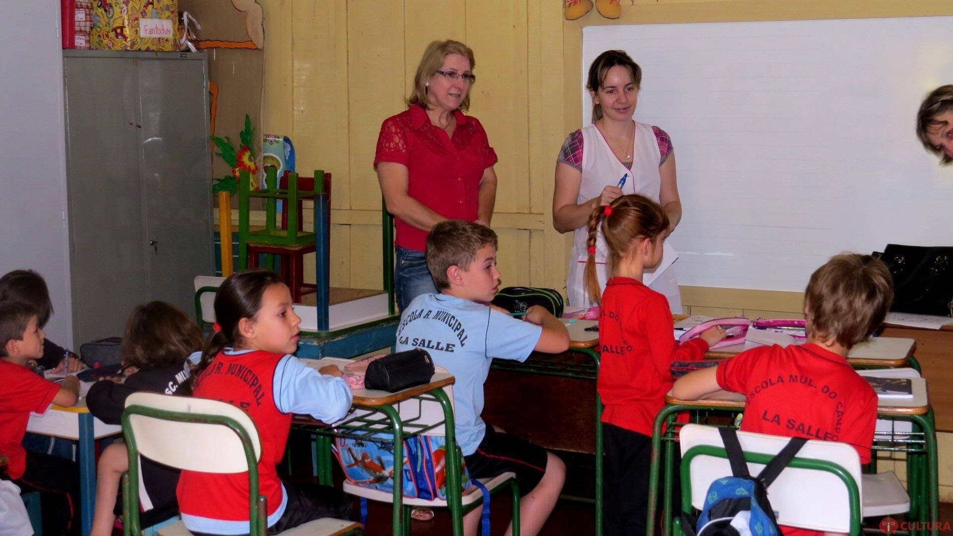 Escola Municipal João da Costa Viana completa 50 anos – Rádio Cultura Foz –  AM 820