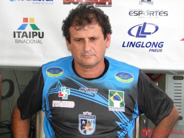 Claudemir Sturion é o novo treinador do Foz Futebol Clube