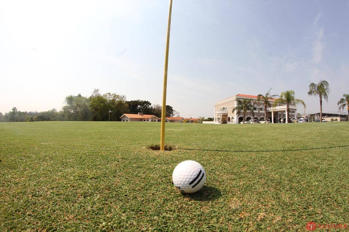 Projeto Golfe para a Vida é lançado em Foz do Iguaçu