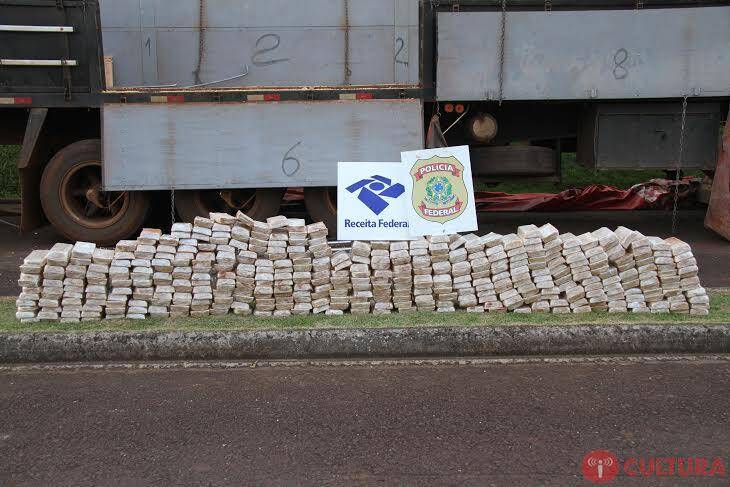 Receita e Polícia Federal encontram carreta com 410kg de crack