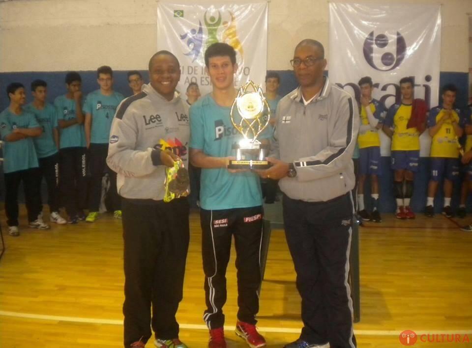 Volei de Foz é campeão da Copa Oeste em Toledo