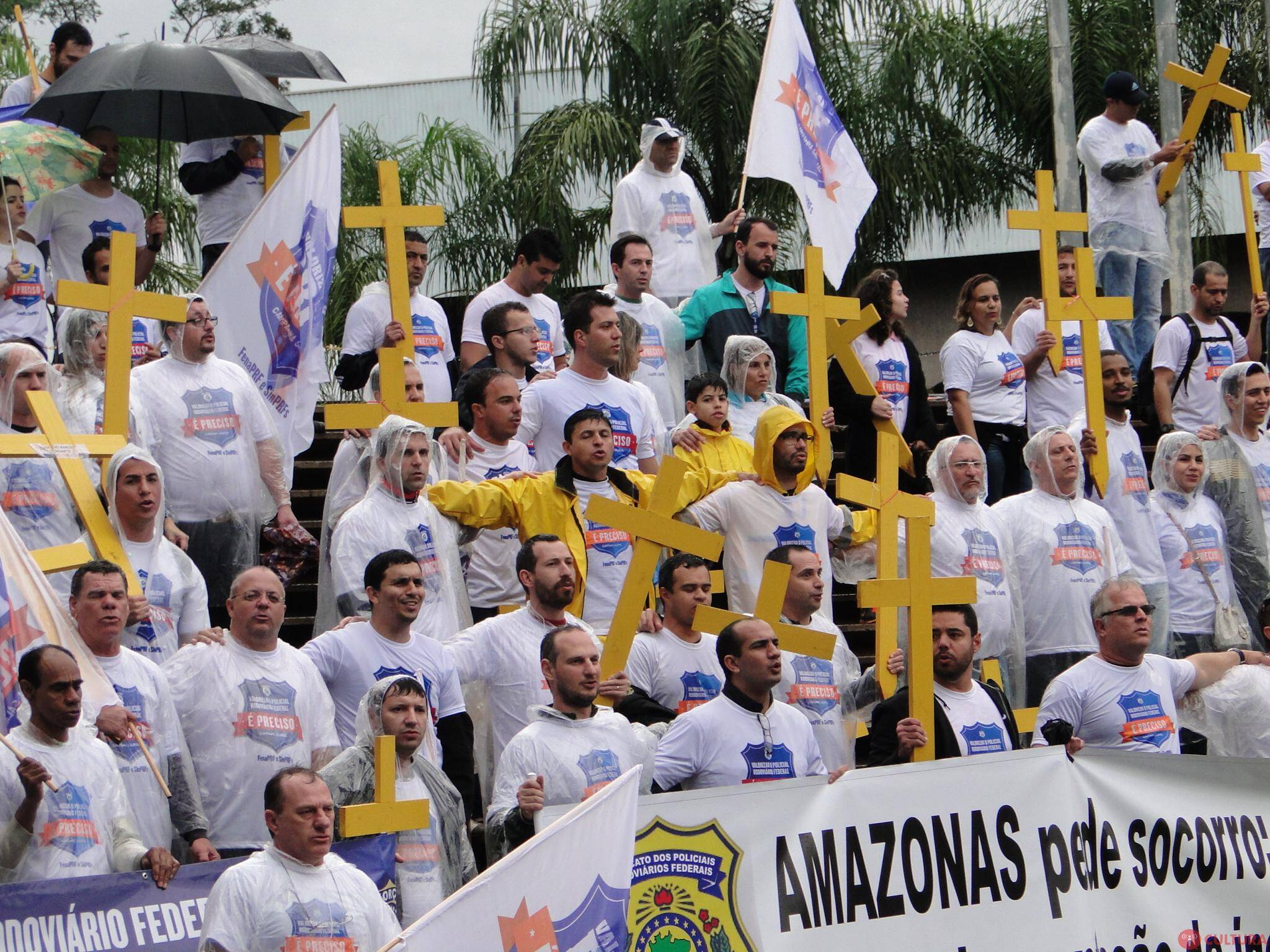 PRF faz manifesto em Foz