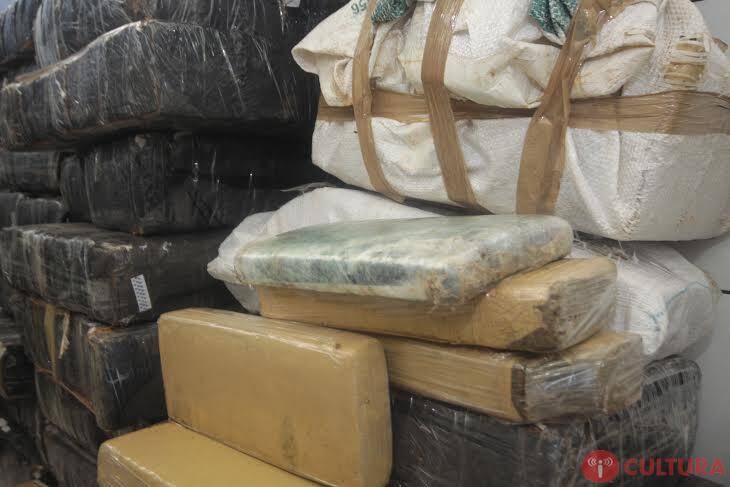 Polícia apreende quase 600 quilos de maconha na região do Morumbi