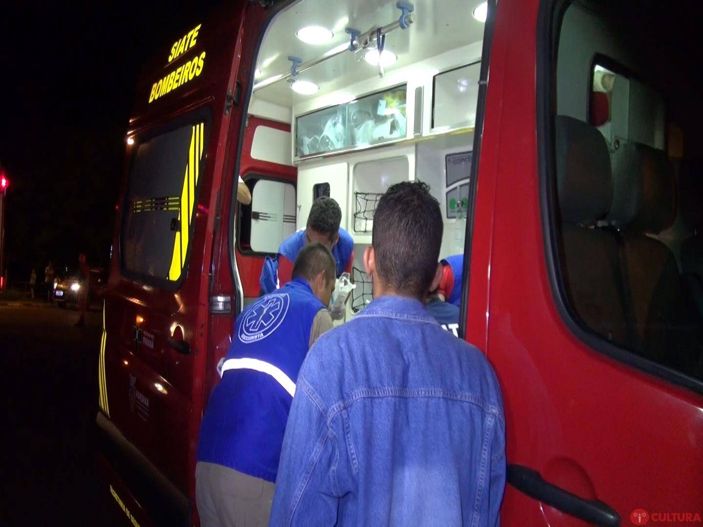Incêndio deixa 5 feridos em casa do Porto Belo