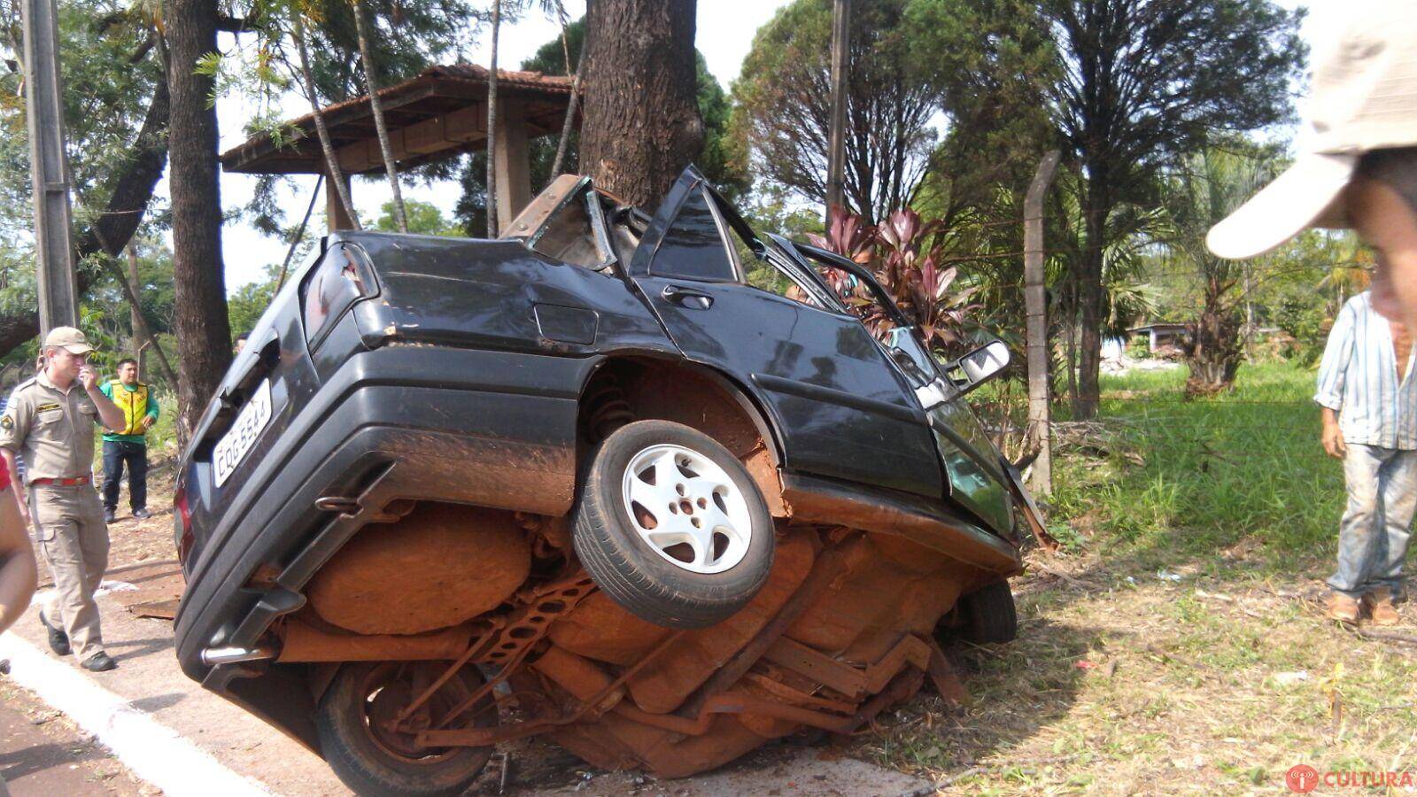 Acidente deixa dois mortos na Avenida General Meira