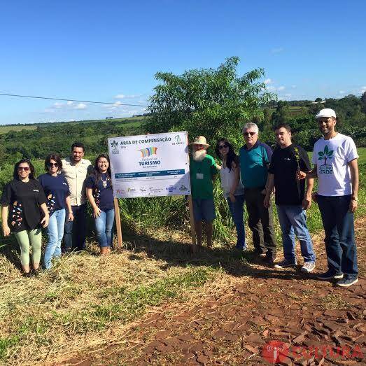 Destino Verde promove plantio para compensar CO2 do Festival de Turismo
