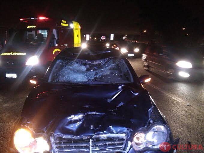 Acidente de trânsito entre auto e moto deixa um morto na BR 277