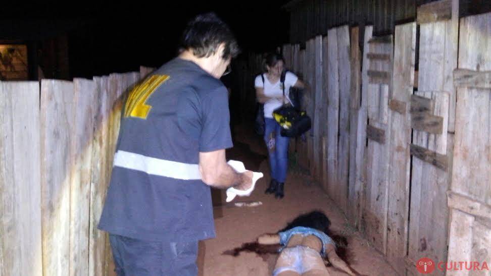 Jovem é morta à pauladas na invasão do Buba