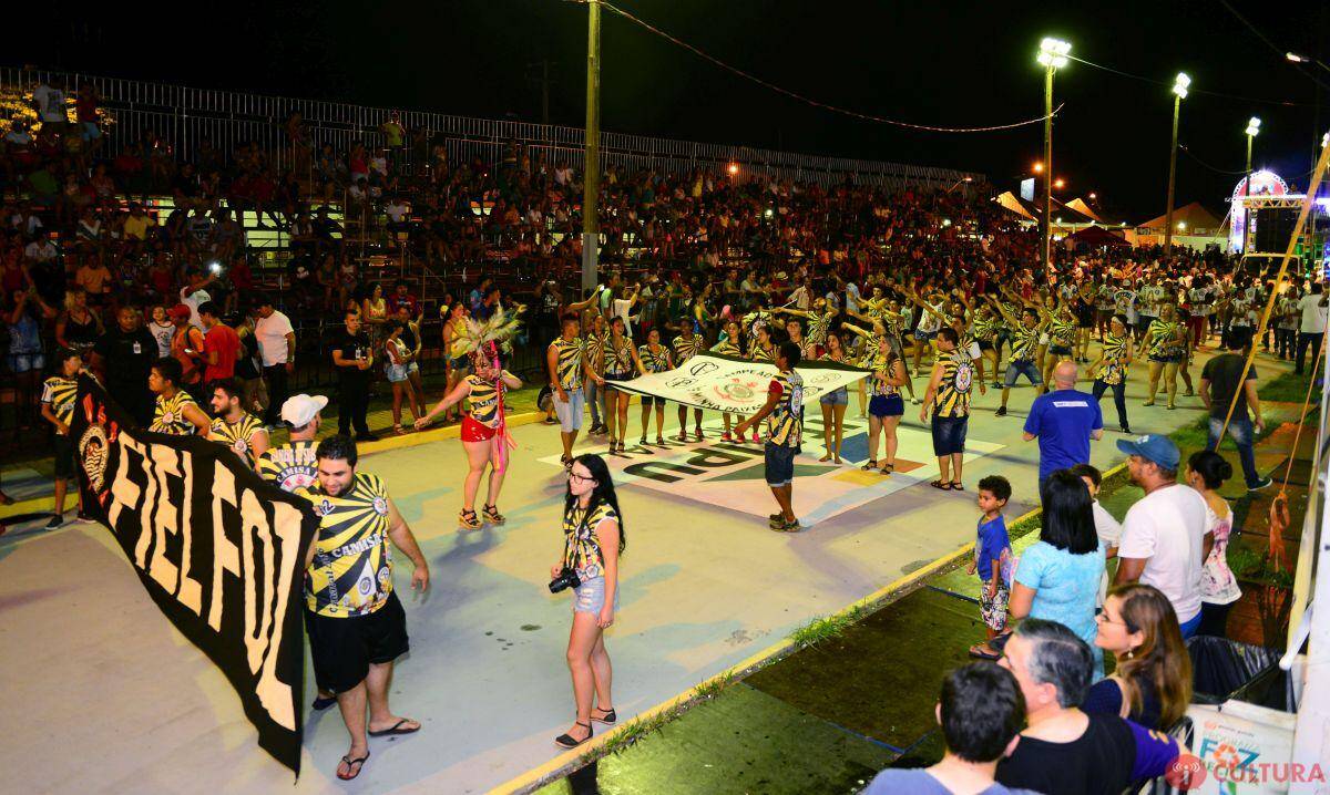 Fotos da Terceira noite de Carnafalls 2016