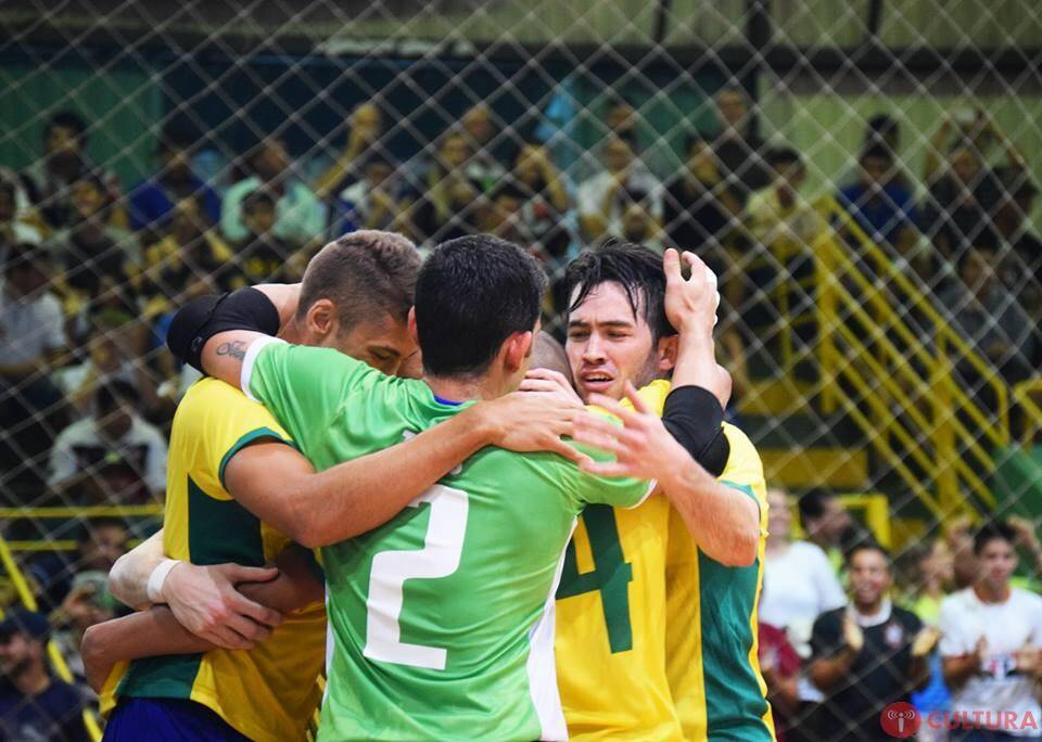 Brasil enfrenta Uruguai nesta terça-feira no Costa Cavalcanti