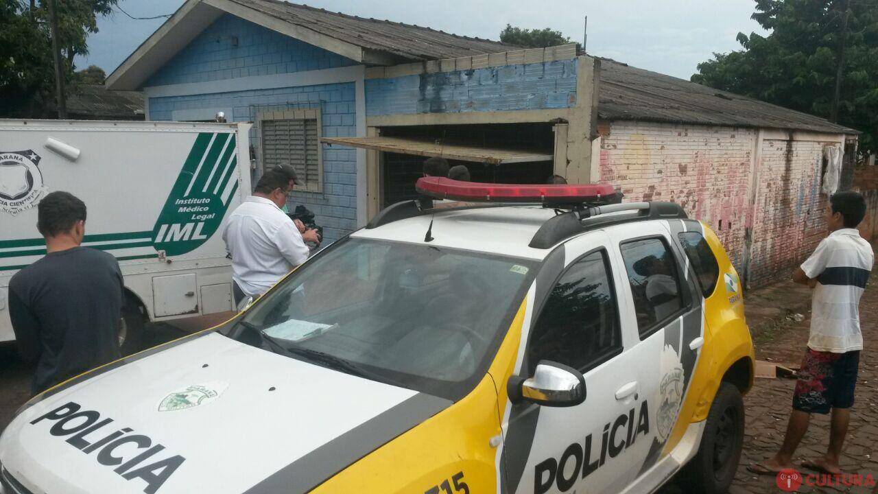 Rapaz foi morto dentro de casa na Vila Brás