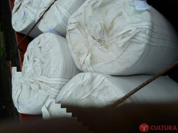 Polícia apreende carreta com mais de1 tonelada de maconha no Jd Jupira