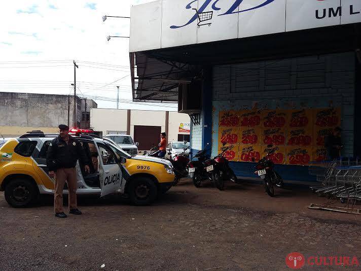 Assaltante é detido por guarda municipal durante assalto