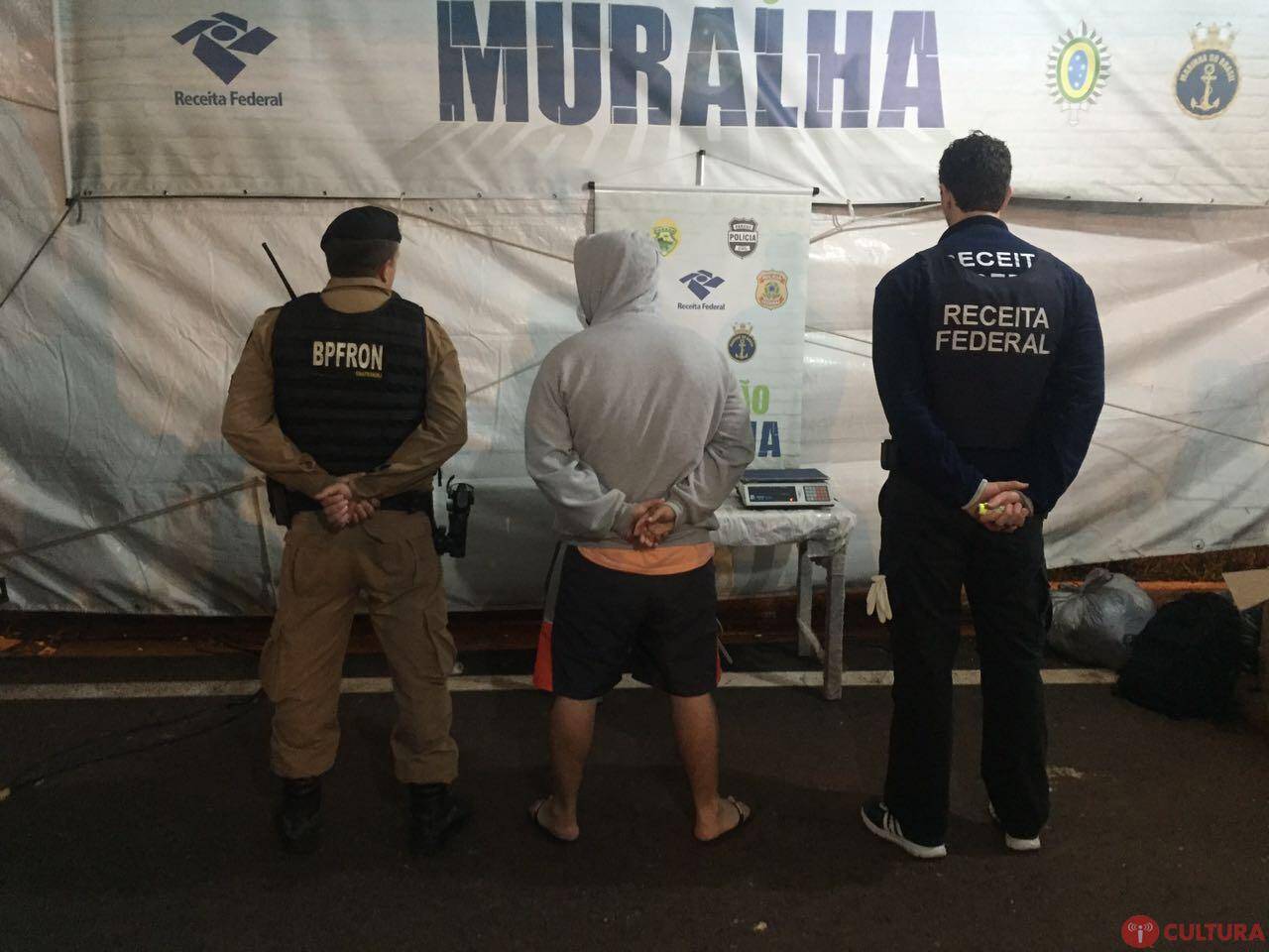 PM cumpre mandado de prisão na BR-277