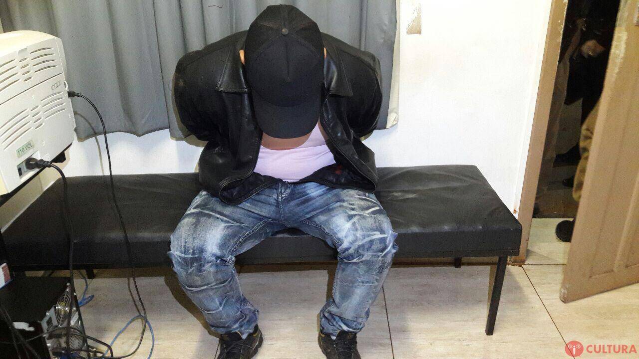 Polícia Militar apreende arma de fogo em danceteria