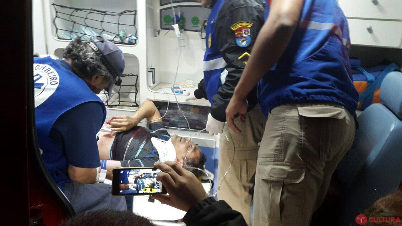 Turista argentino é baleado em frente à hotel