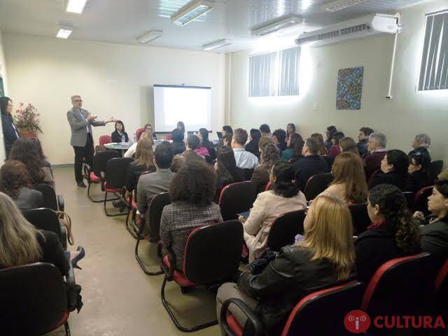 Curso sobre migração transfronteiriça em Foz