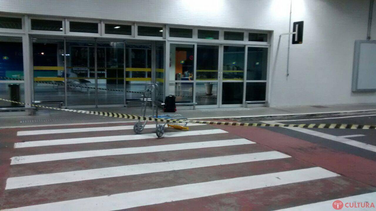 Mala no aeroporto de Foz do Iguaçu foi esquecida por argentino