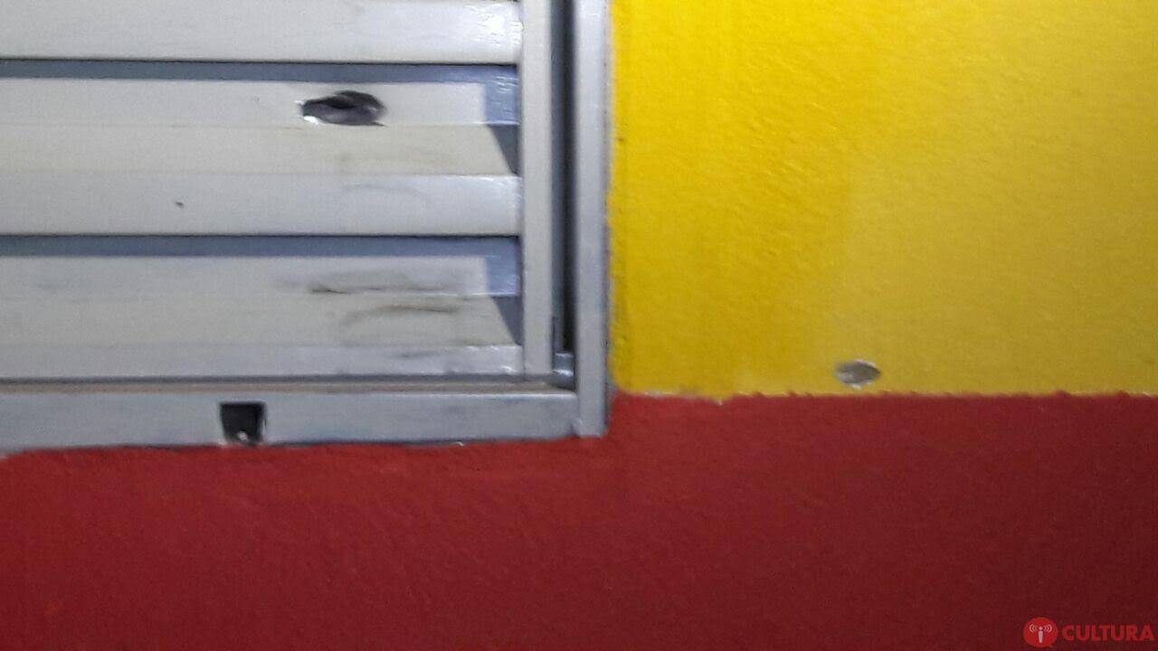 Homem é morto a tiros em um bar na Av. Mário Filho