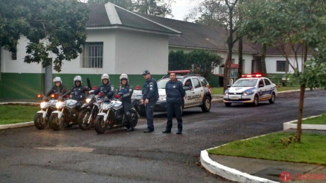 Blindados foram deslocados para recepcionar general do 15° Batalhão do Exército