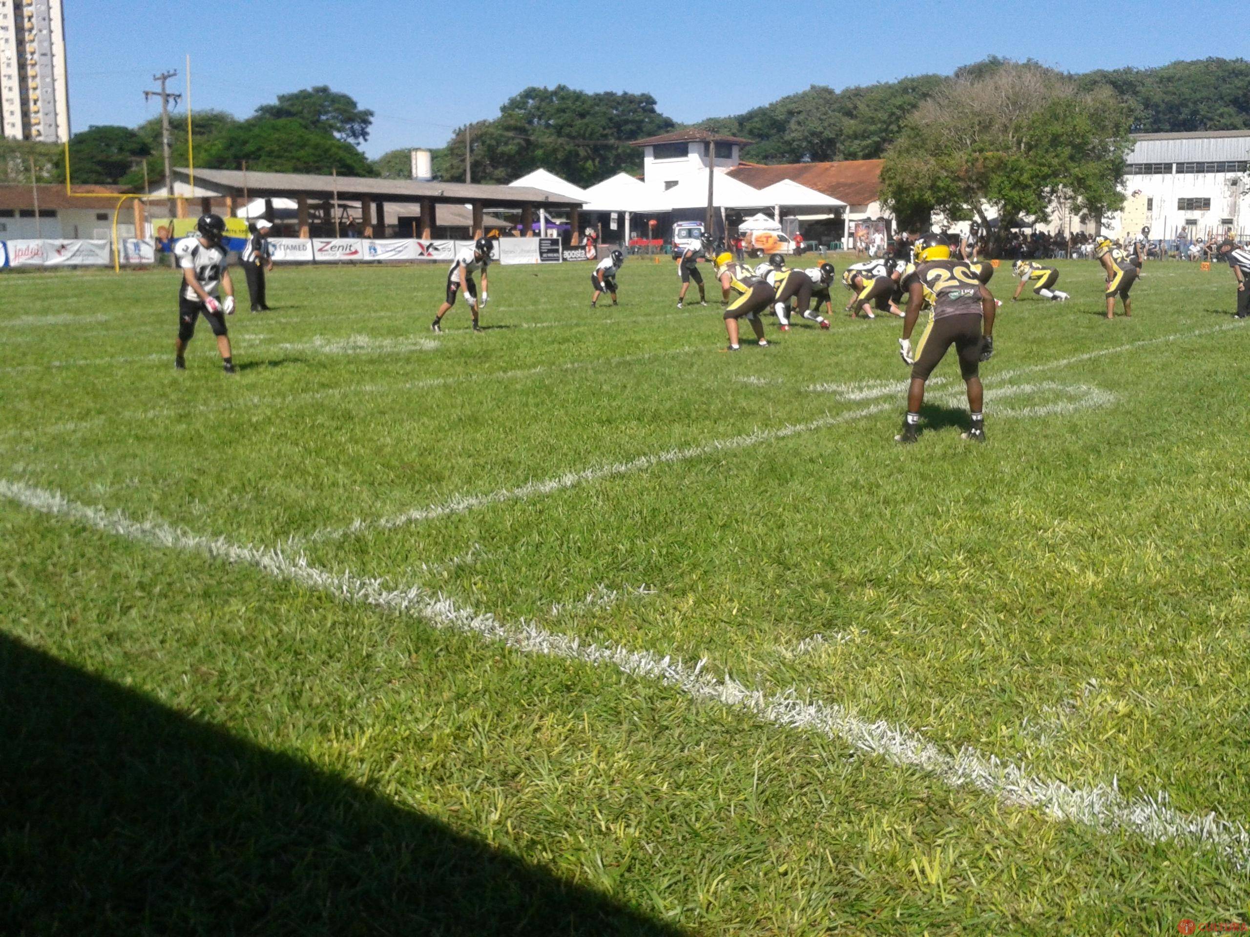 Black Sharks perde último jogo da temporada