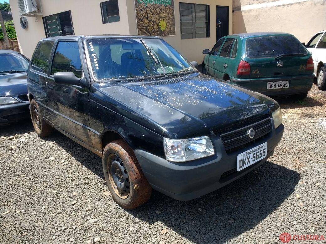 Pessoas são baleadas em assalto na BR 277