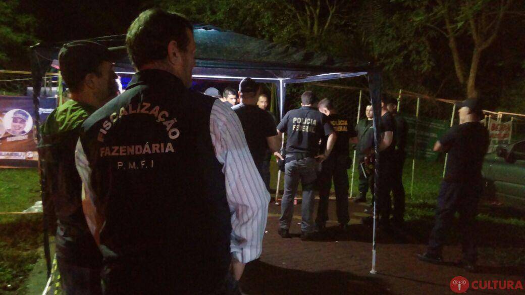 Operação de fiscalização interdita três estabelecimentos noturnos em Foz do Iguaçu