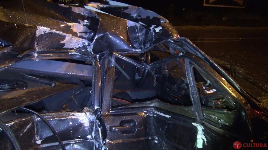 Motorista morre em acidente na Avenida Tancredo Neves