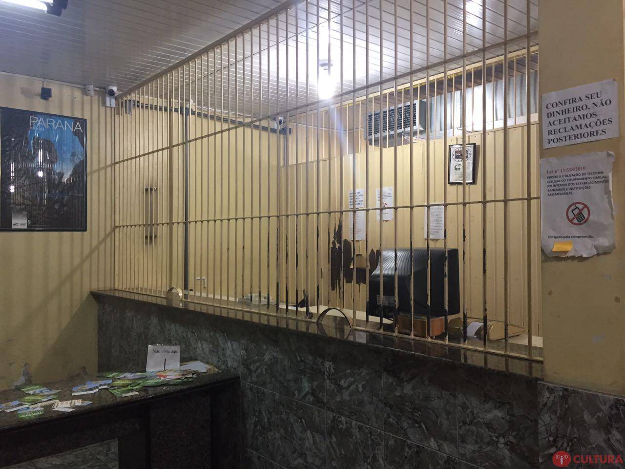 PF prende dois suspeitos de fazer câmbio ilegal em empresa da Vila Portes