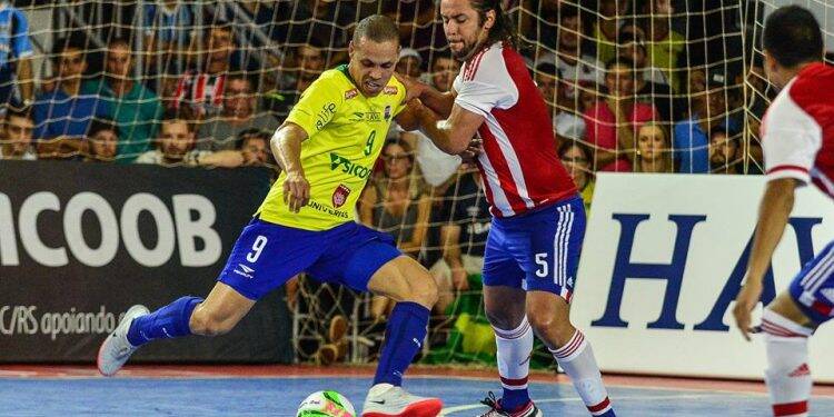 Brasil goleia o Paraguai em amistoso para o Grand Prix