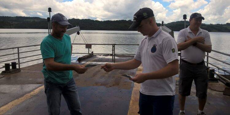 Marinha fiscalizou 668 embarcações no Oeste, Sudoeste e Norte do Paraná