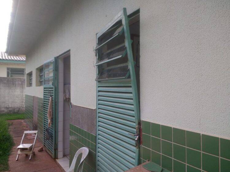 Marginais invadem e destroem unidade de saúde do Jardim São Paulo