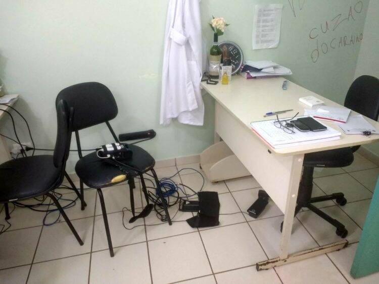 Marginais invadem e destroem unidade de saúde do Jardim São Paulo