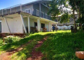 Filho mata o pai, é morto pela polícia e os dois são velados juntos