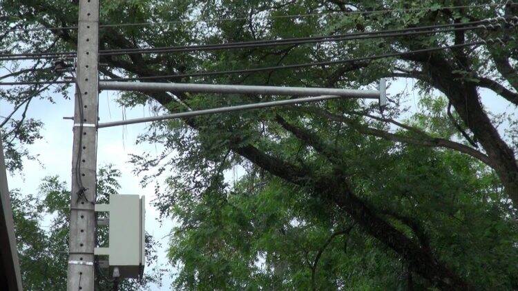 Vândalos destroem vidraça do posto da Guarda Municipal no TTU