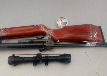 Mulher foi presa com carabina na Ponte da Amizade