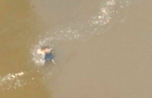 Corpo foi visto boiando em baixo da Ponte da Amizade