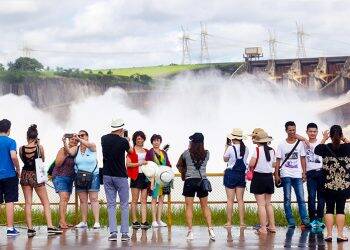 Itaipu espera receber mais de 1 milhão de visitantes em 2018