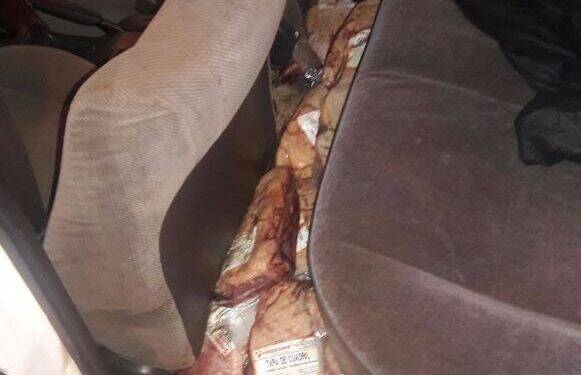Veículo carregado com carne bovina é apreendido na Ponte da Amizade