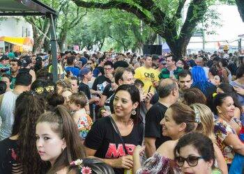 Carnaval da Saudade caiu no gosto do iguaçuense
